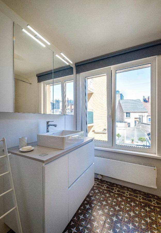 O-Sea House: Herenwoning In Belle Epoque Wijk Te Oostende Kültér fotó